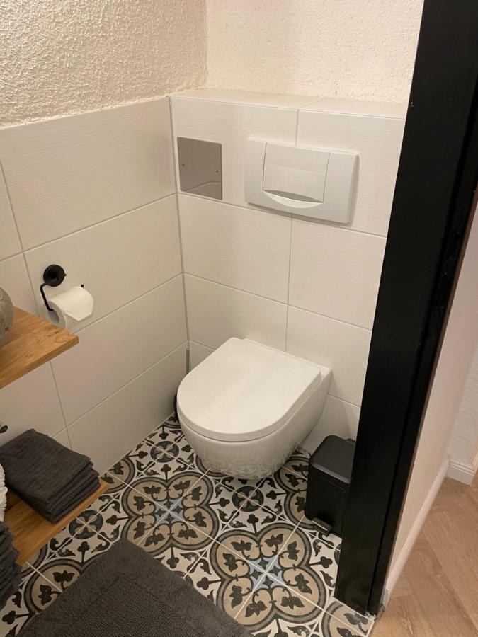 וינה Trendy Apartment Near Schloss Schonbrunn מראה חיצוני תמונה