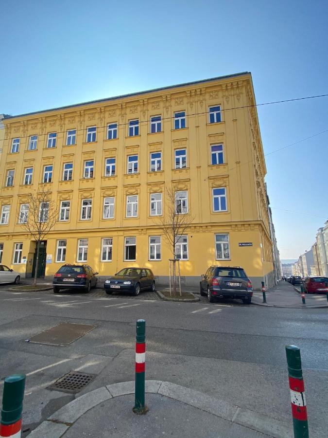 וינה Trendy Apartment Near Schloss Schonbrunn מראה חיצוני תמונה